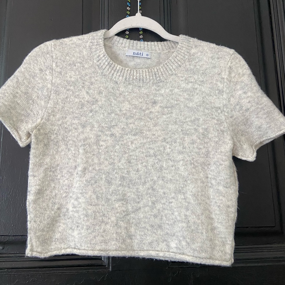 Náti Cropped short sleeve sweater